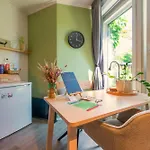 Cozy House - Fietsverhuur, Eigen Keuken En Badkamer Apartment