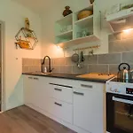 Cozy House - Fietsverhuur, Eigen Keuken En Badkamer