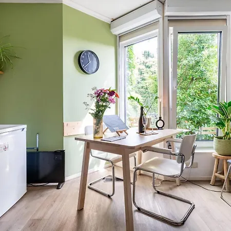 Cozy House - Leenfietsen, Eigen Keuken En Badkamer
