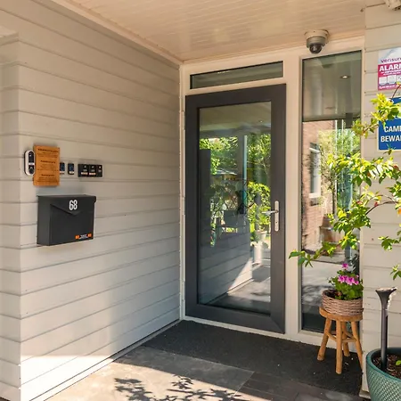 Cozy House - Fietsverhuur, Eigen Keuken En Badkamer Apartman