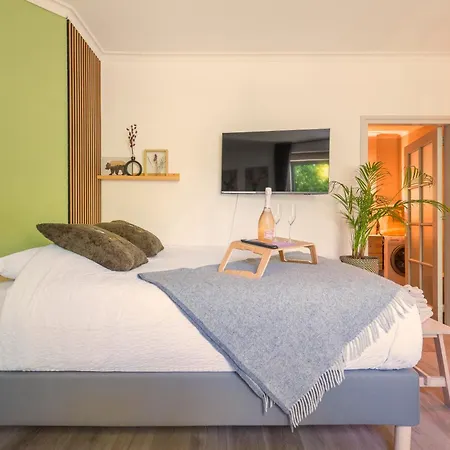 Cozy House - Leenfietsen, Eigen Keuken En Badkamer *