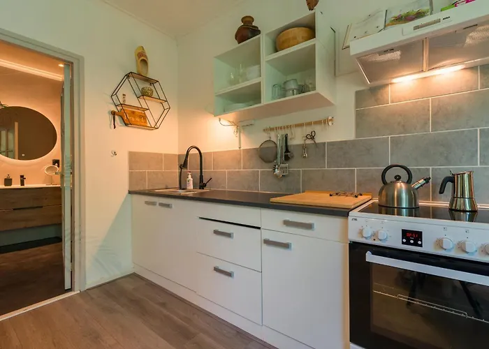 Cozy House - Fietsverhuur, Eigen Keuken En Badkamer