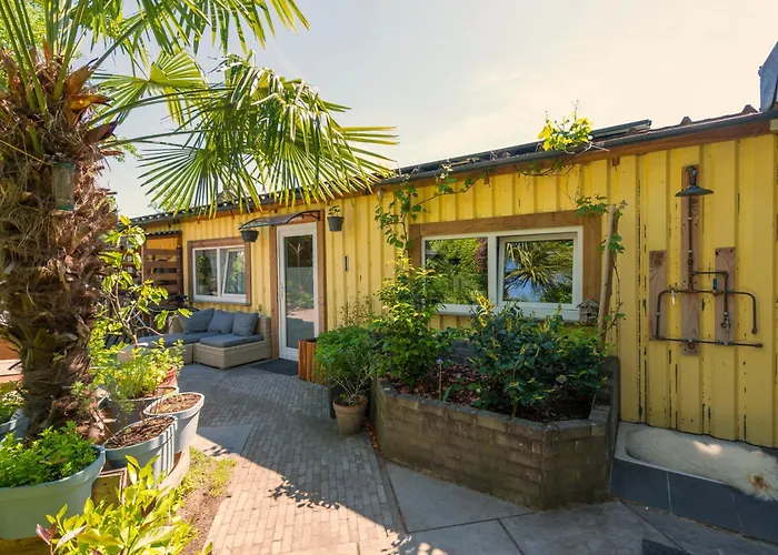 Cozy House - Fietsverhuur, Eigen Keuken En Badkamer Appartamento *